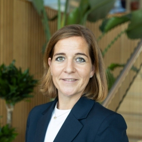 Beeld HR Podcast afl. 110 - Lotte de Burlet, HR Director Advisory Exact: ’Als HR Business Partner moet je stevig aan tafel kunnen zitten’