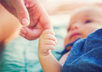 Beeld Nederlandse kinderen < 3 jaar zien ouders op werkdagen het minst 